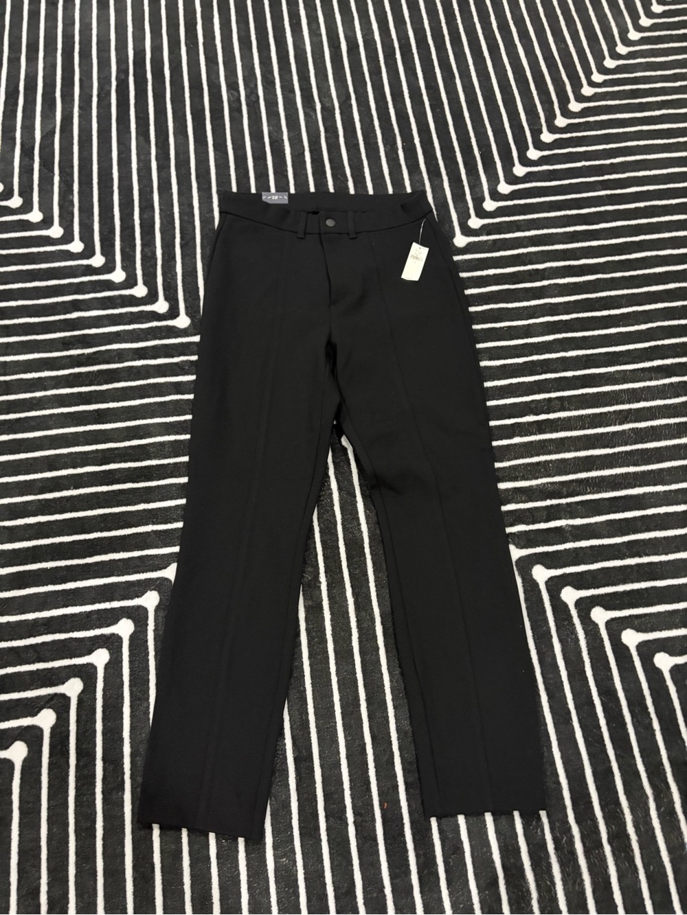 *NEW WITH TAGS* GAP Women’s Black Dress Pants - Straight Leg